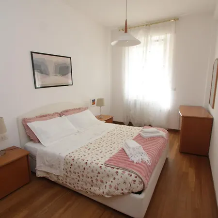 Апартаменты Casa Marvana 2, Near The Ferry To Cinque Terre *