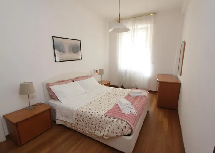 Apartment Casa Marvana 2, Near The Ferry To Cinque Terre *