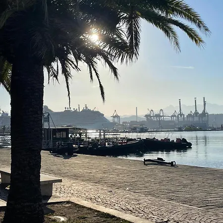 Casa Marvana 2, Near The Ferry To Cinque Terre * La Spezia